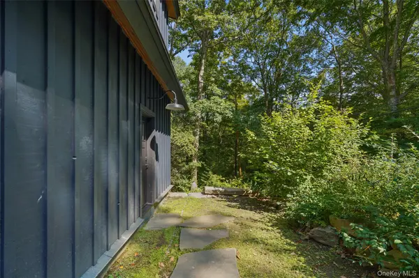154 Barnegat RD #A, Pound Ridge, NY 10576
