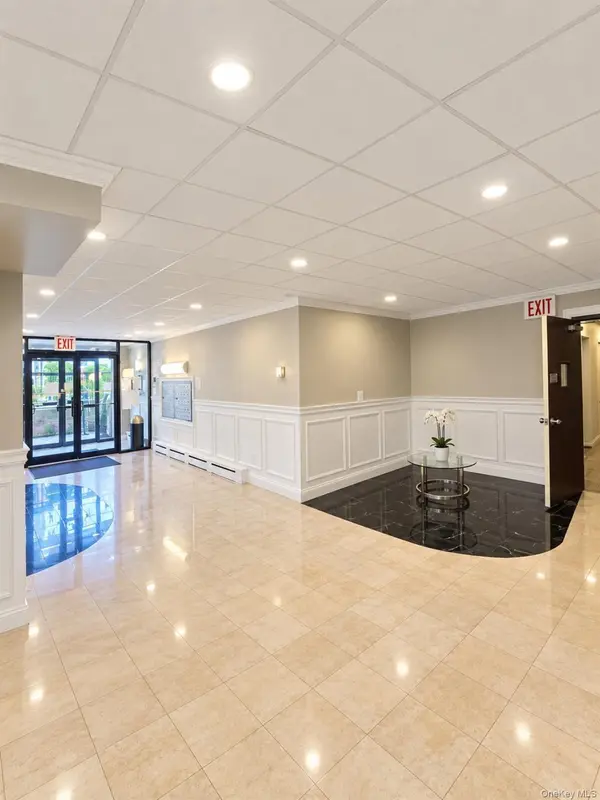 6112 69th ST #2A, Middle Village, NY 11379