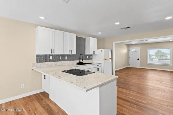 1301 Lees DR, Las Cruces, NM 88001