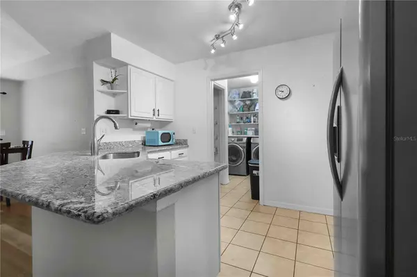 3211 NW 25TH TER, Gainesville, FL 32605
