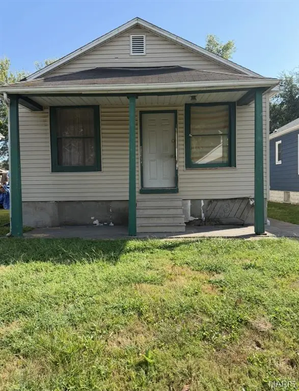 2216 Lincoln AVE, Granite City, IL 62040