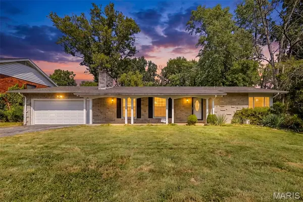 1505 Claudine DR, St Louis, MO 63138