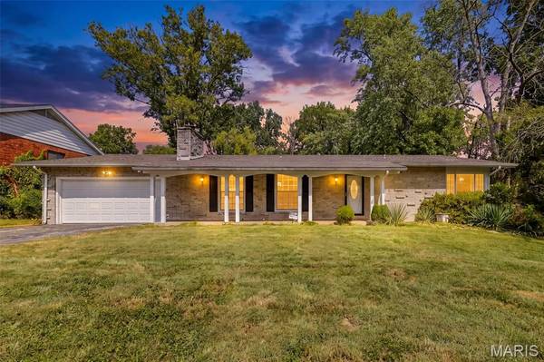 1505 Claudine DR, St Louis, MO 63138