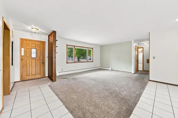 1914 15th ST S, Moorhead, MN 56560