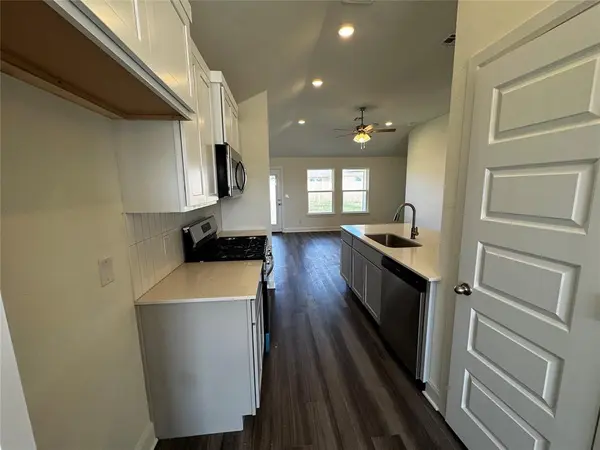 9200 Sweetwater BLVD, Oklahoma City, OK 73160