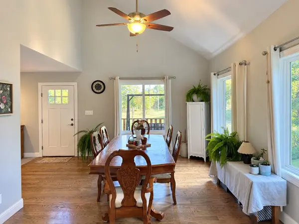 1211 Collins Rd, Vanleer, TN 37181
