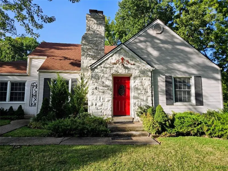 3753 N Grand AVE, Kansas City, MO 64116