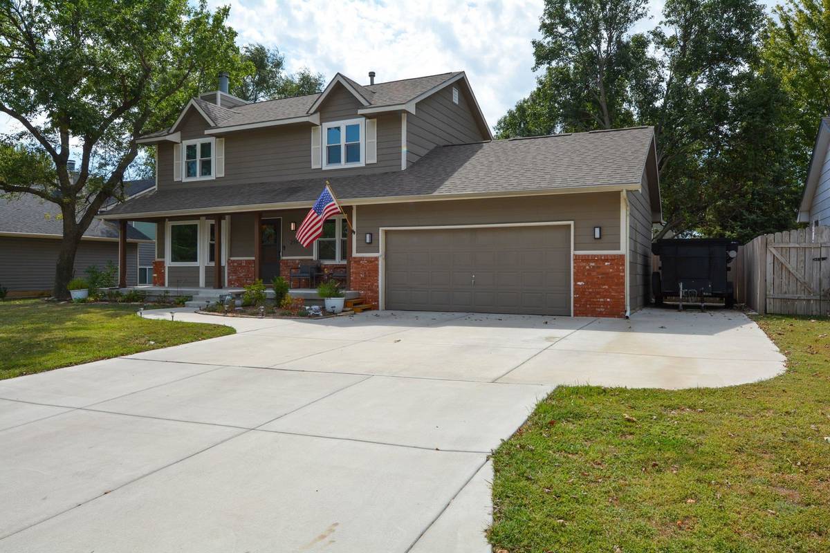 219 E Sandhill Rd., Derby, KS 67037-3835
