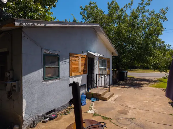 806 E 4th ST, Georgetown, TX 78626