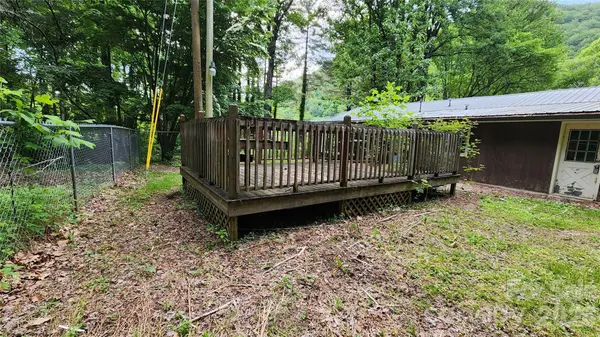80 Shiloh PL, Andrews, NC 28901
