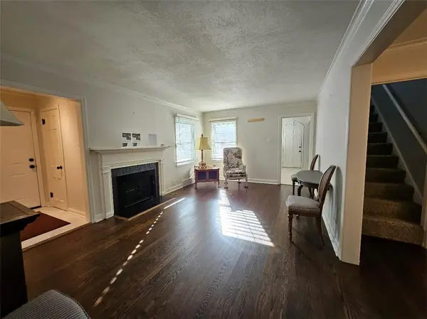 3753 N Grand AVE, Kansas City, MO 64116