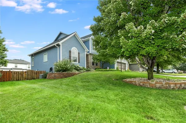 34541 W 83rd ST, De Soto, KS 66018