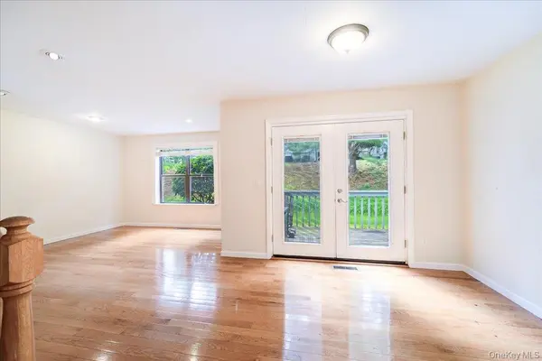 14 Giovanni CT, Monroe, NY 10950
