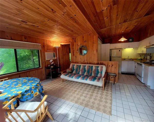 3300 Baker ST #28, Mohegan Lake, NY 10547