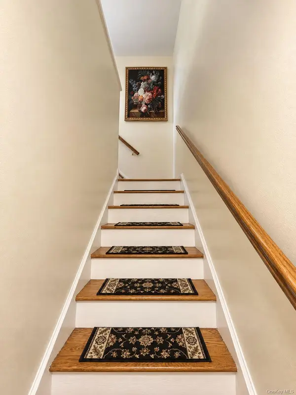 69-12 138th St #B, Kew Garden Hills, NY 11367
