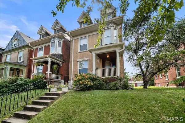 3924 Cleveland AVE, St Louis, MO 63110