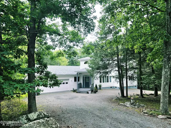 142 Eisenhower DR, Lords Valley, PA 18428