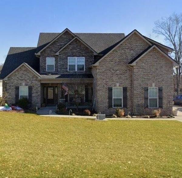 1150 Spring Creek Dr, Murfreesboro, TN 37129