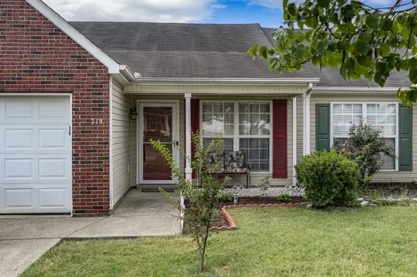 718 Dellwood Dr, Smyrna, TN 37167