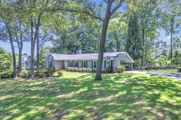 180 Winchester DR, Roebuck, SC 29376