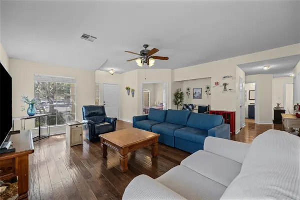 1109 Chardonnay XING, Leander, TX 78641