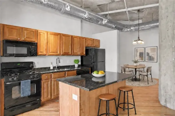 2107 Grand BLVD #309, Kansas City, MO 64108