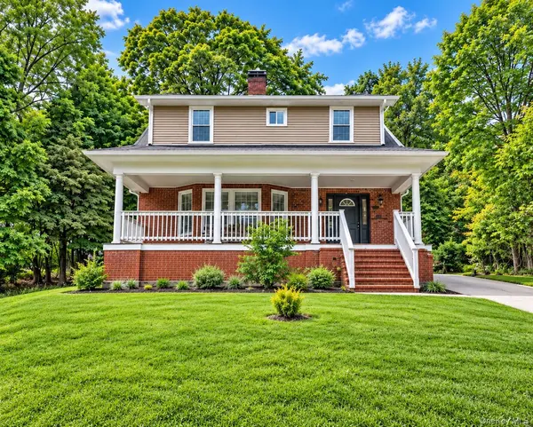 24 Summit AVE, Harriman, NY 10926