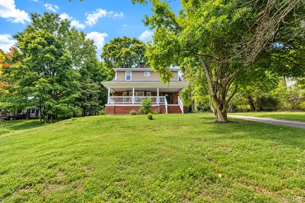24 Summit AVE, Harriman, NY 10926