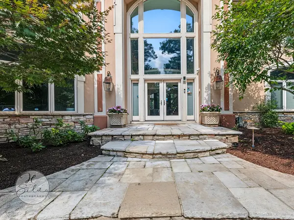 11022 Ayrshire CT, Woodstock, IL 60098