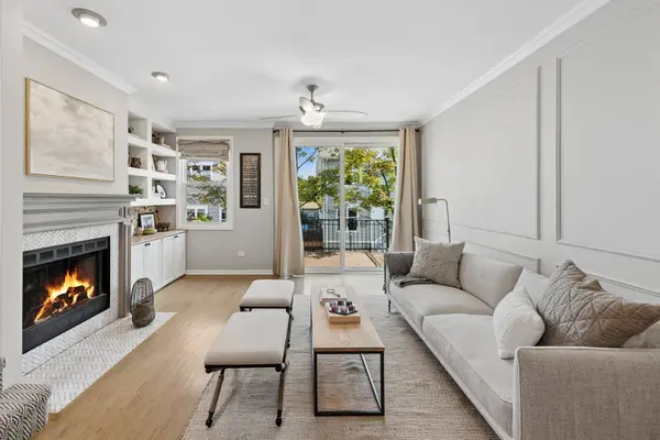2835 N Wolcott AVE #F, Chicago, IL 60657