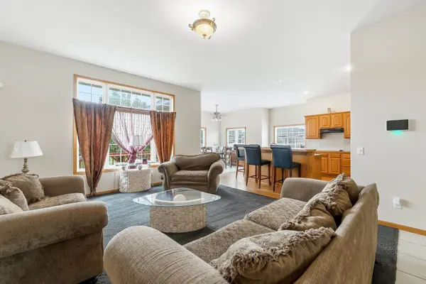2810 N Beacon Hill Street, Wichita, KS 67220