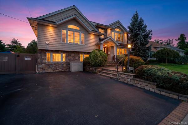 159 Murray DR, Oceanside, NY 11572