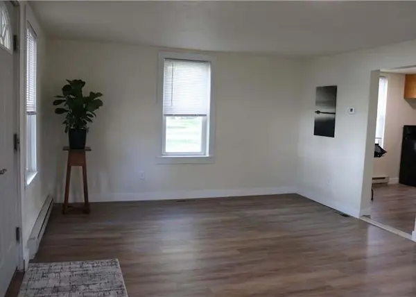 1020 14th AVE E, Menomonie, WI 54751
