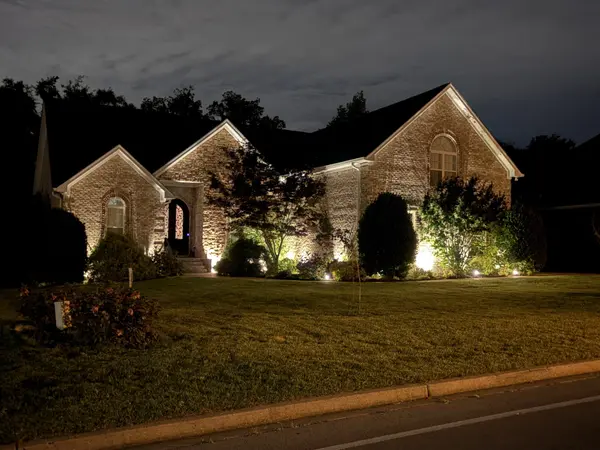 402 Five Oaks Blvd, Lebanon, TN 37087