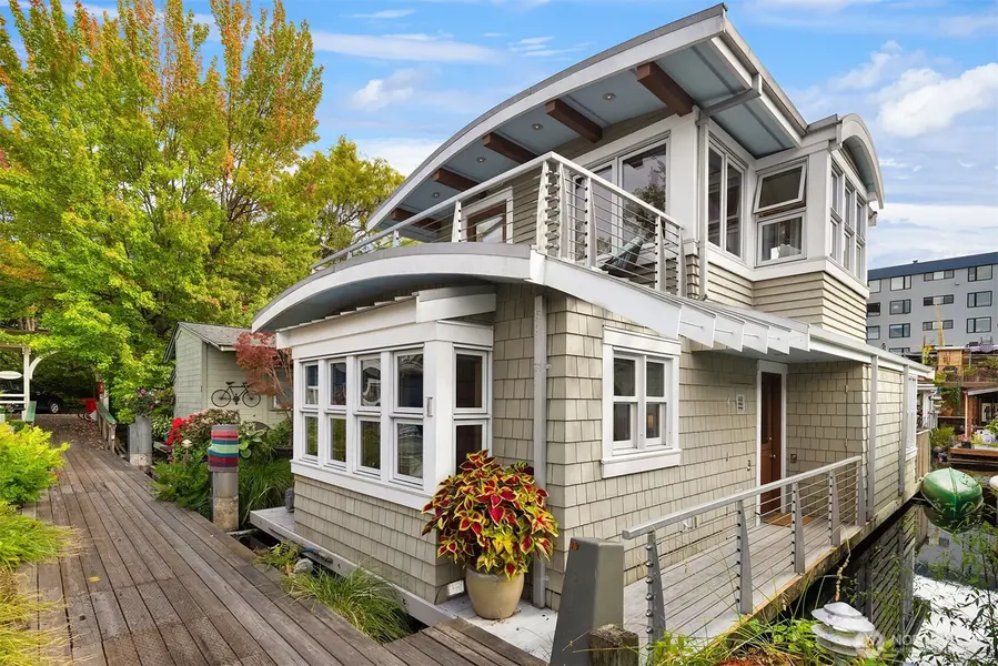 2331 Fairview AVE E #I, Seattle, WA 98102