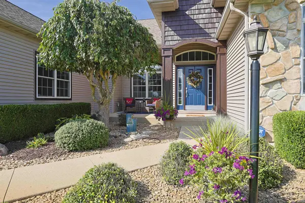30349 Quail Pointe DR, Granger, IN 46530-5097