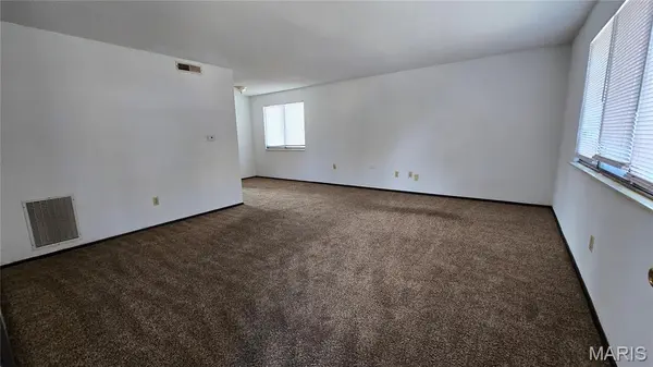 1908 Muren BLVD #5, Belleville, IL 62221