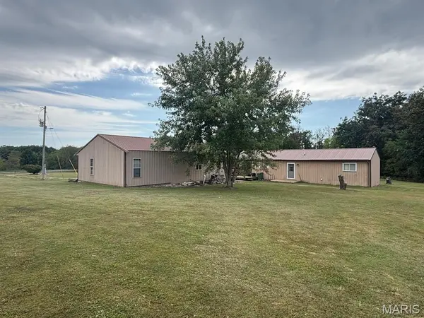 20475 Monroe Road 455, Stoutsville, MO 65283