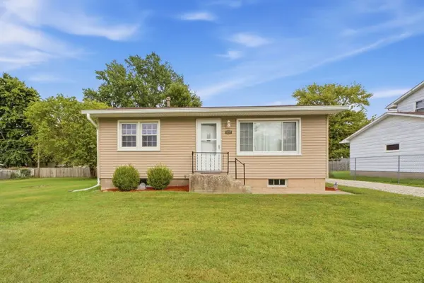1117 12th ST, Silvis, IL 61282