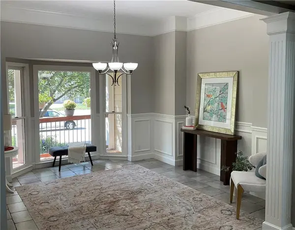 2250 SW Forestpark PL, Lee's Summit, MO 64081