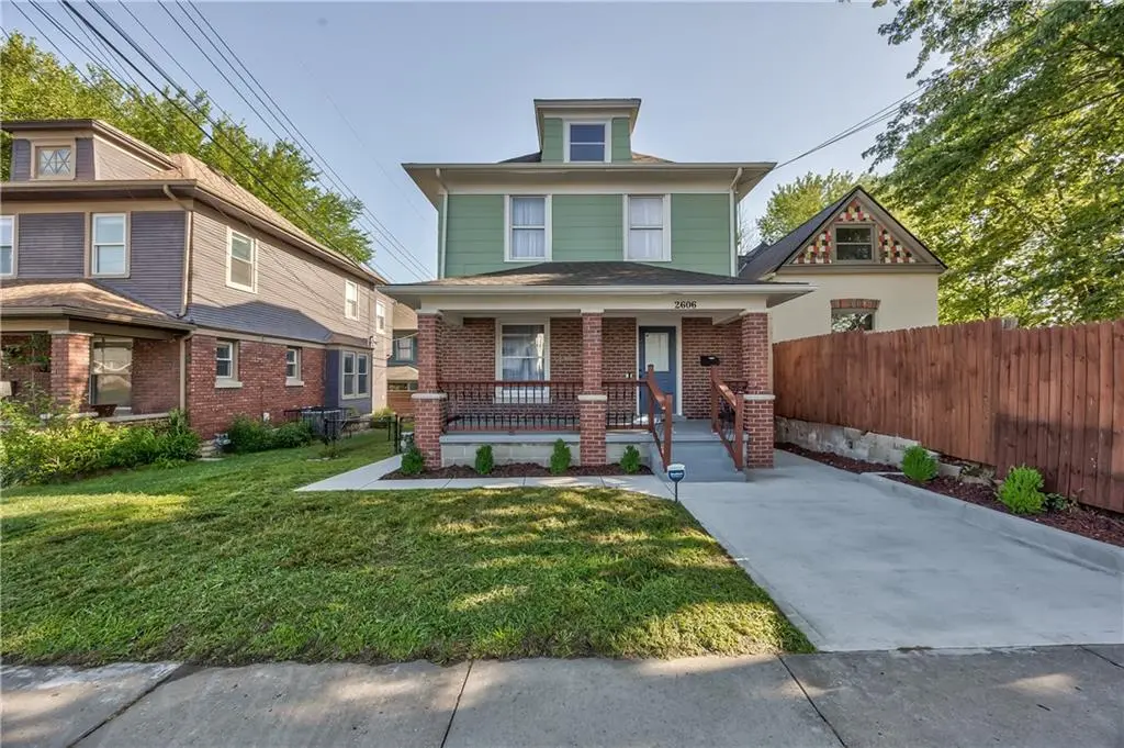 2606 Smart AVE, Kansas City, MO 64124