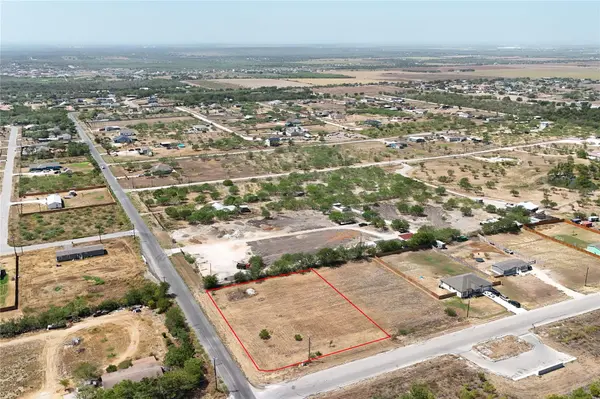246 Twin Creeks CIR, Del Valle, TX 78617