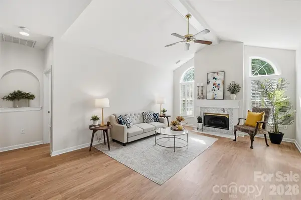9920 Park Willow DR, Charlotte, NC 28210