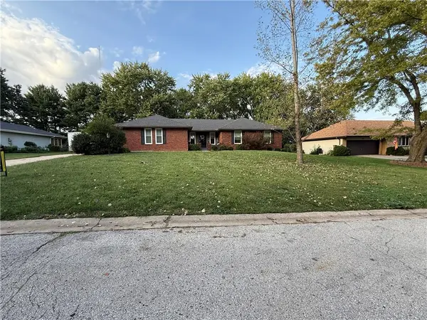 3515 Emerald LN, Country Club, MO 64506