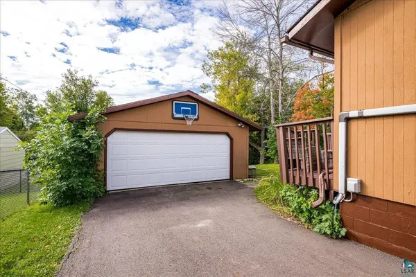 5428 Oakley St, Duluth, MN 55804