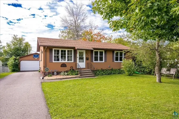 5428 Oakley St, Duluth, MN 55804