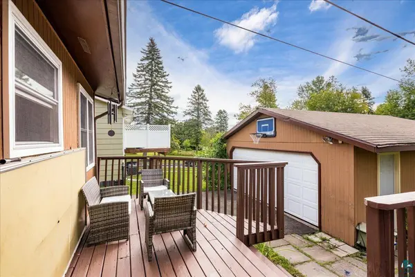 5428 Oakley St, Duluth, MN 55804