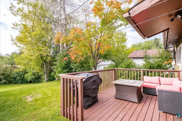 5428 Oakley St, Duluth, MN 55804