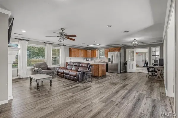 518 State Highway M, Steele, MO 63877
