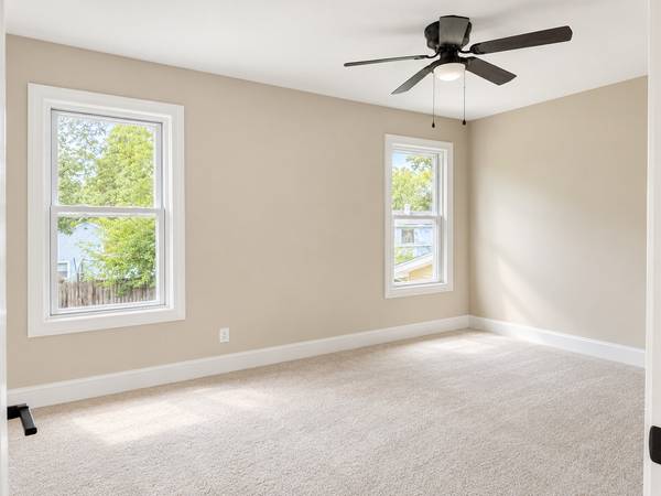 217 N Schmidt RD, Bolingbrook, IL 60440